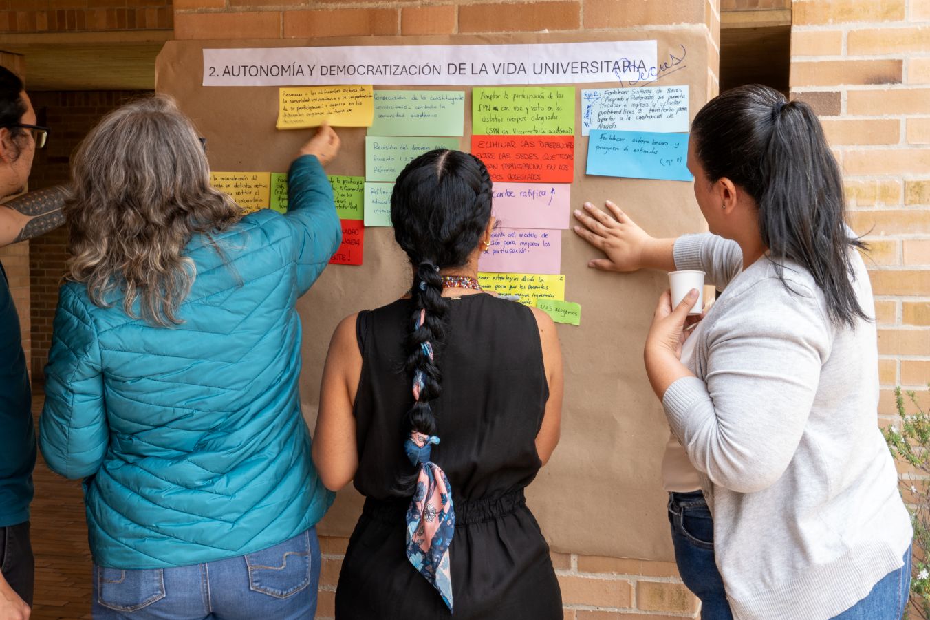 Foto mostrando metas para la autonomía y democratización de la vida universitaria